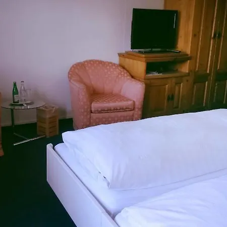 Kistenpass Hotel Breíl