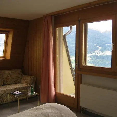 Kistenpass Hotel Breíl