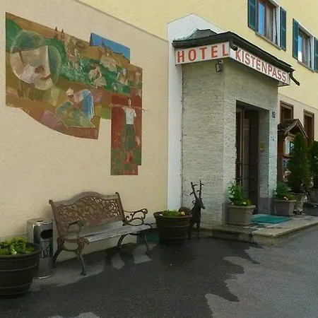 Kistenpass Hotel