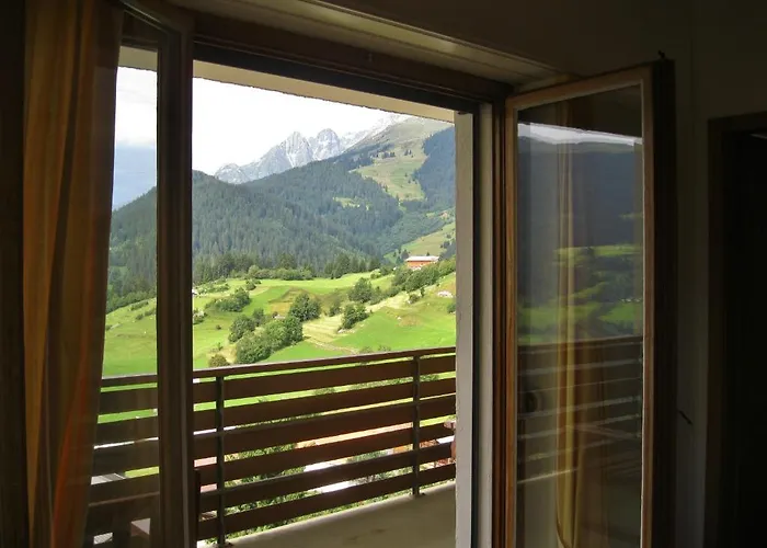 Kistenpass Hotel Breíl